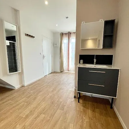 Ng Suitehome Potennerie Cosyhouse Balneo I Netflix Apartment *